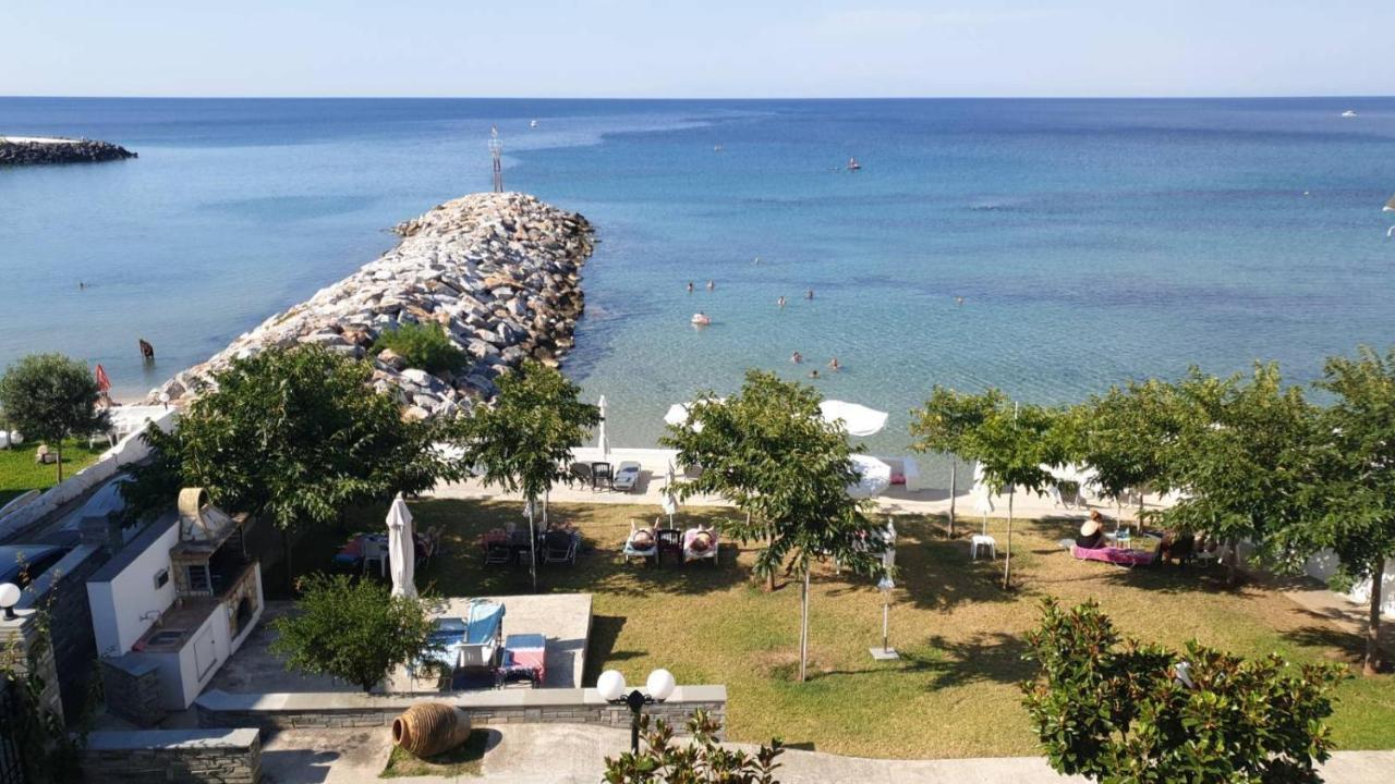 Aparthotel Pansion Alexandros By The Sea Nea Skioni Esterno foto